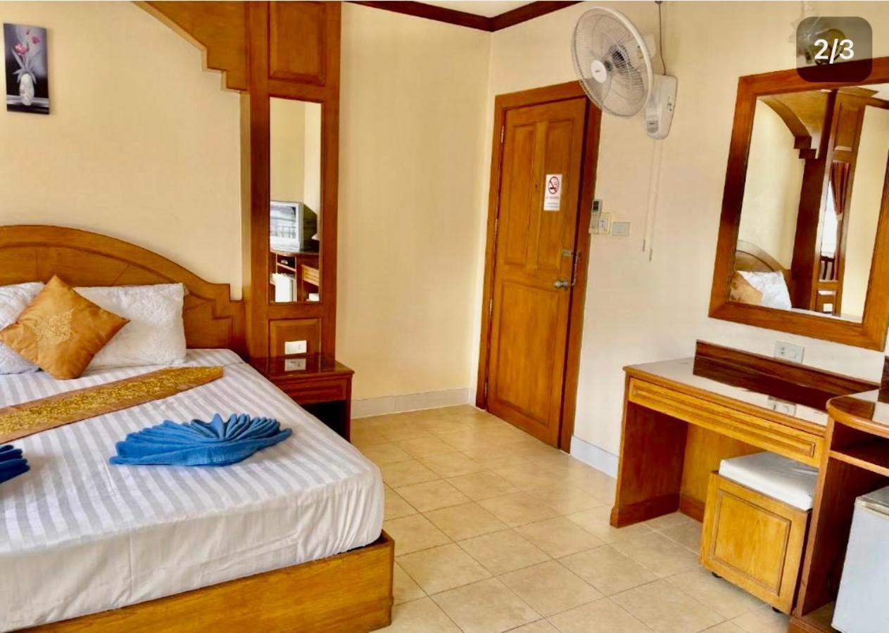 Innarm House Patong Esterno foto