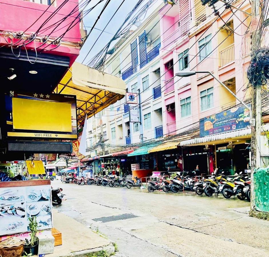 Innarm House Patong Esterno foto