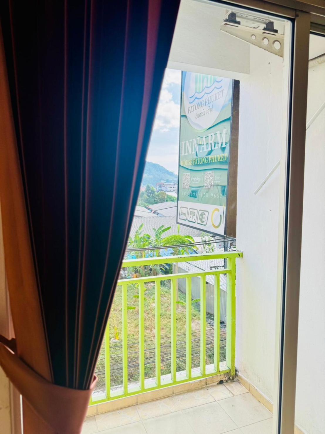 Innarm House Patong Esterno foto