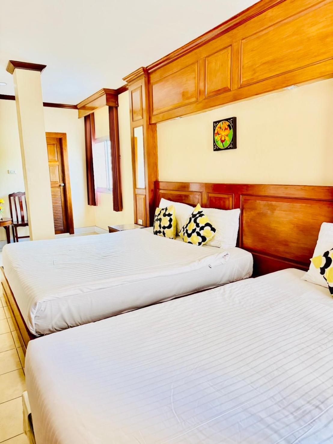 Innarm House Patong Esterno foto